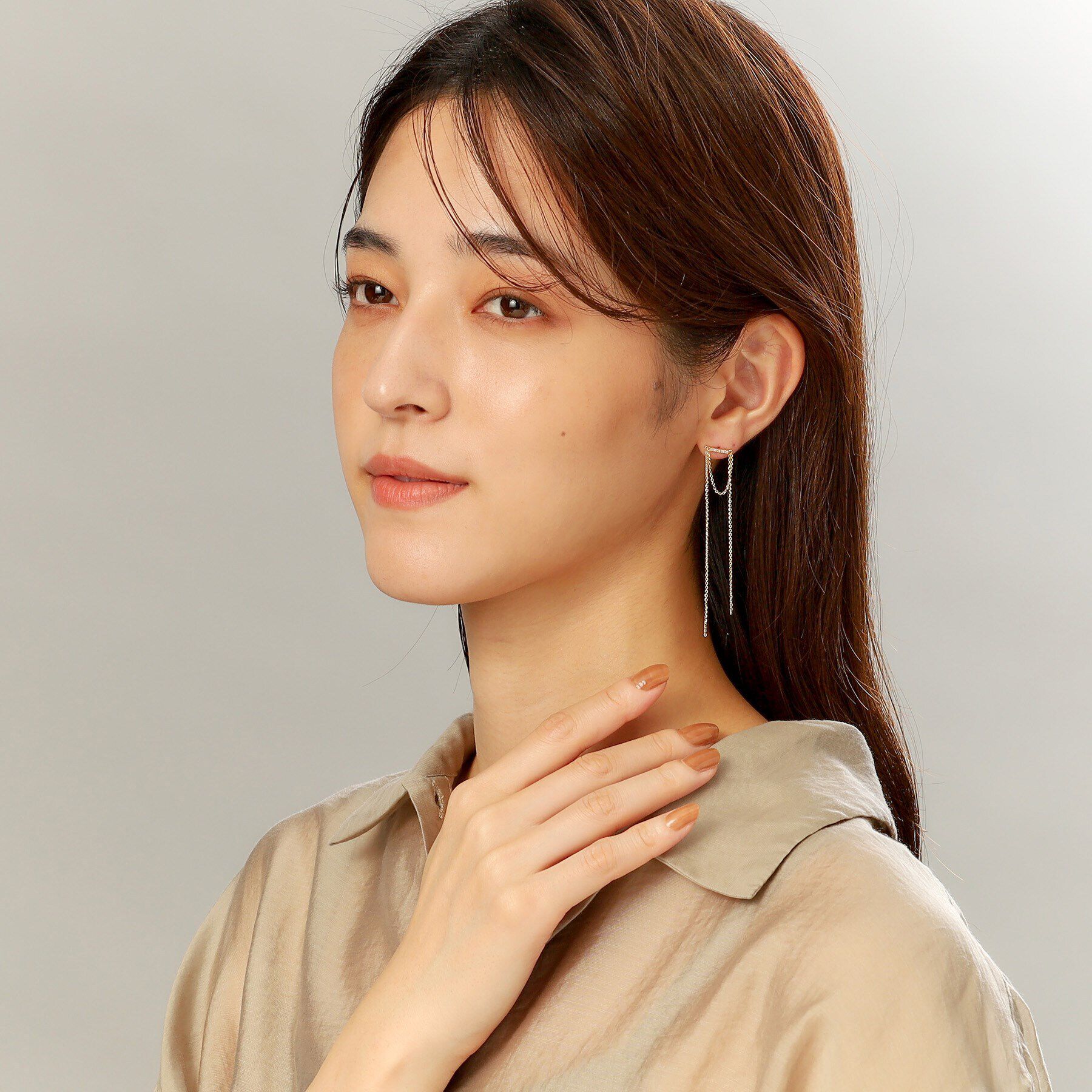 COCOSHNIK「K10ダイヤモンド トゥインクルフリンジ スタッドピアス」|ピアス|