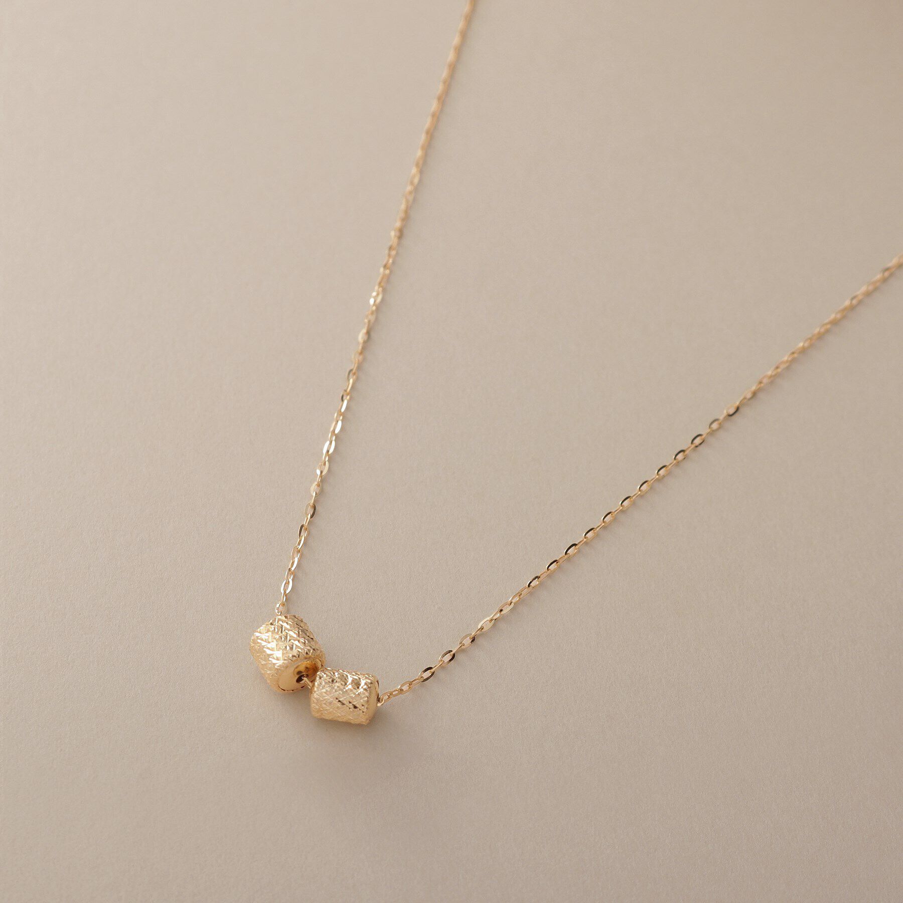 COCOSHNIK「K18テクスチャービーズミックス ネックレス」|ネックレス|