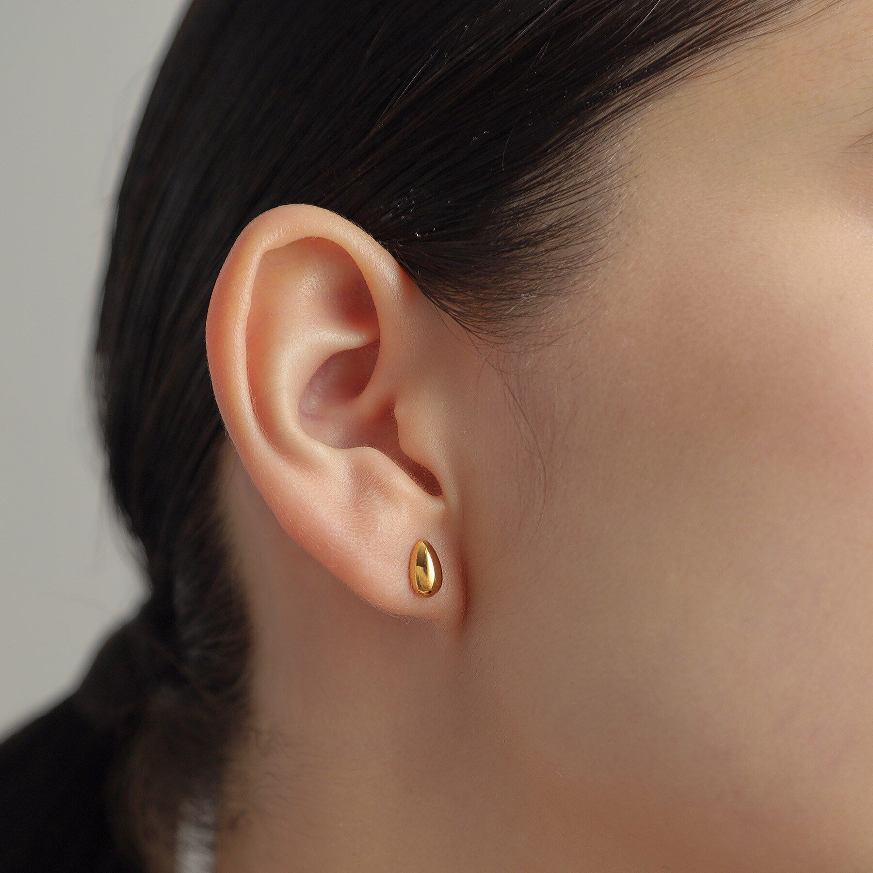 COCOSHNIK ONKITSCH「シルバー ペアシェイプ スタッドピアス GP」|ピアス|