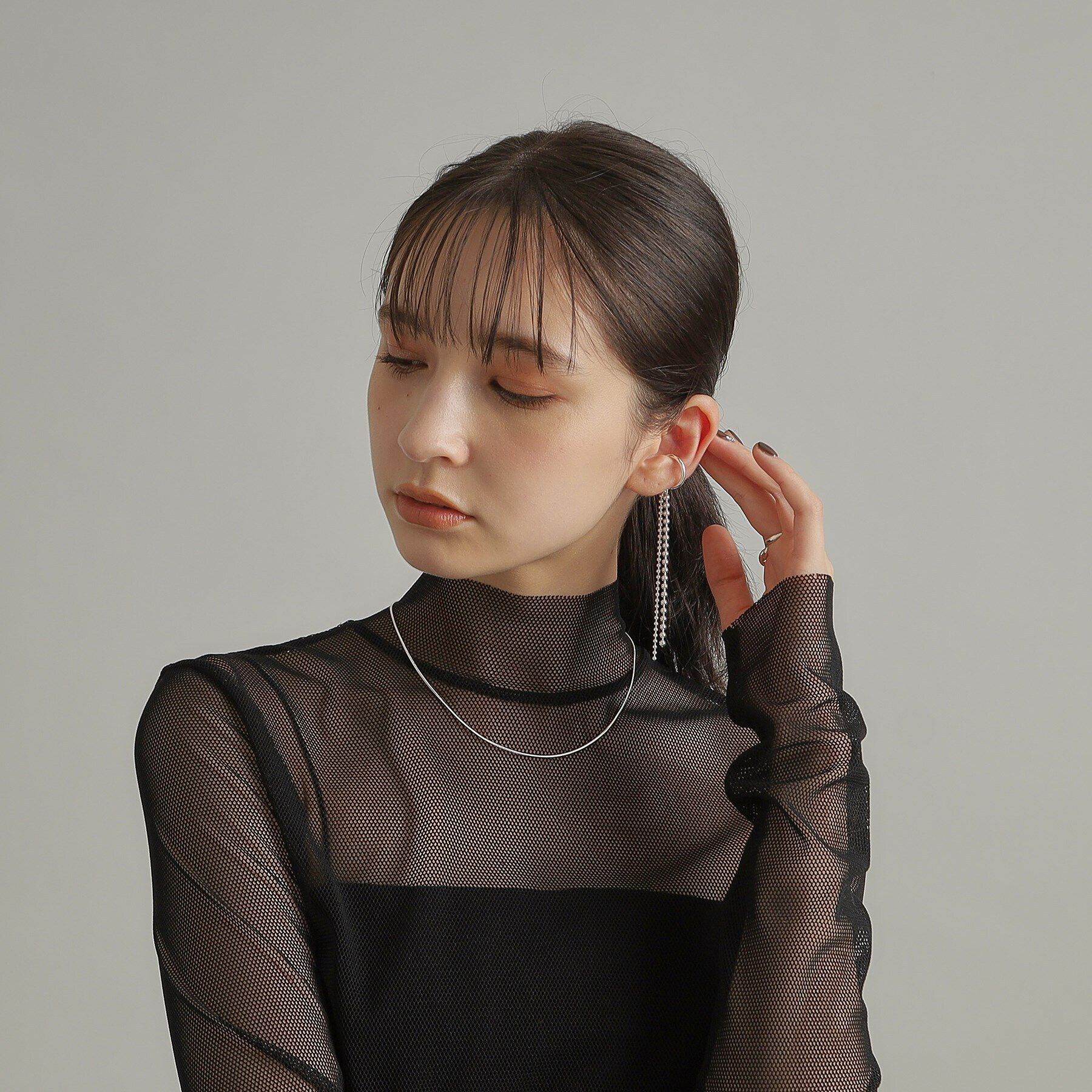 COCOSHNIK ONKITSCH「シルバー ボールチェーン イヤーカフ」|イヤリング|