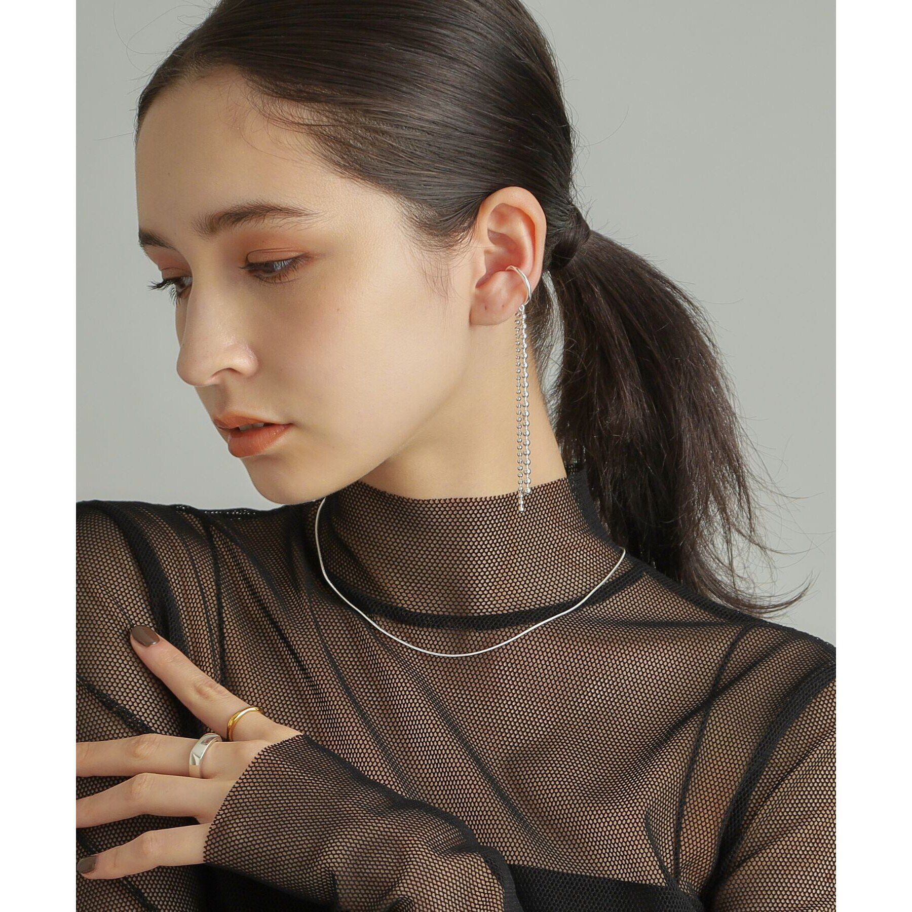 COCOSHNIK ONKITSCH「シルバー ボールチェーン イヤーカフ」|イヤリング|