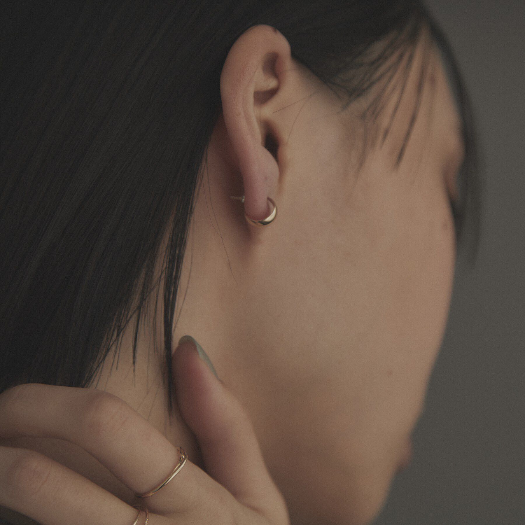 COCOSHNIK ONKITSCH「K10ドームフープピアス」|ピアス|