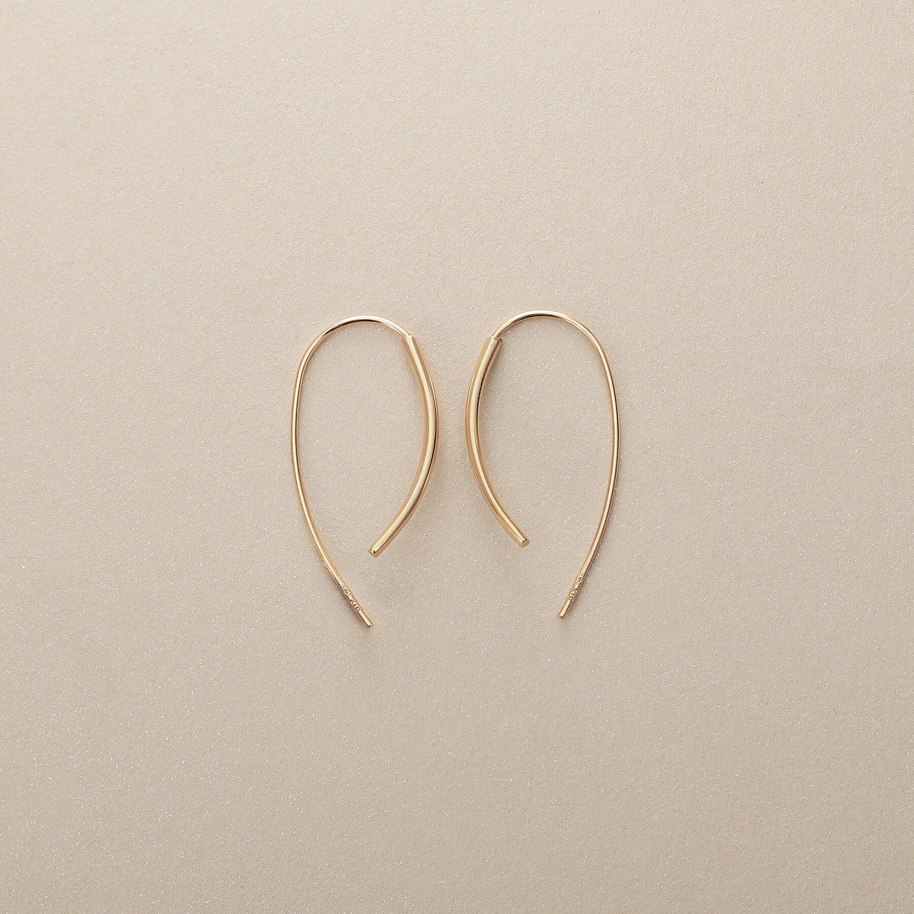 COCOSHNIK「K10中空マーキス フックピアス」|ピアス|