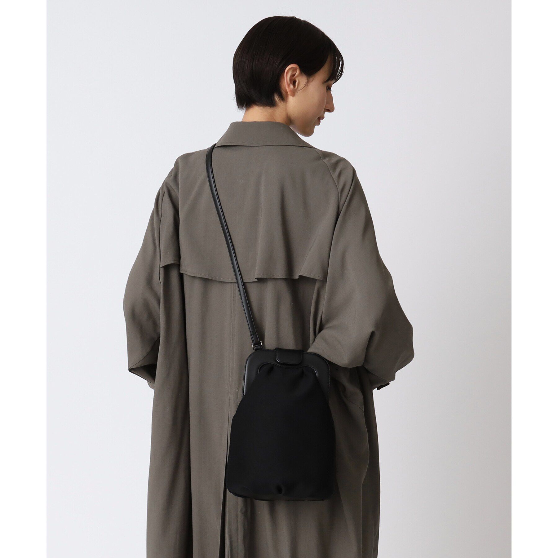 HIROKO HAYASHI「POLARIS（ポラリス）縦型ショルダーバッグ」|ショルダー・メッセンジャー|