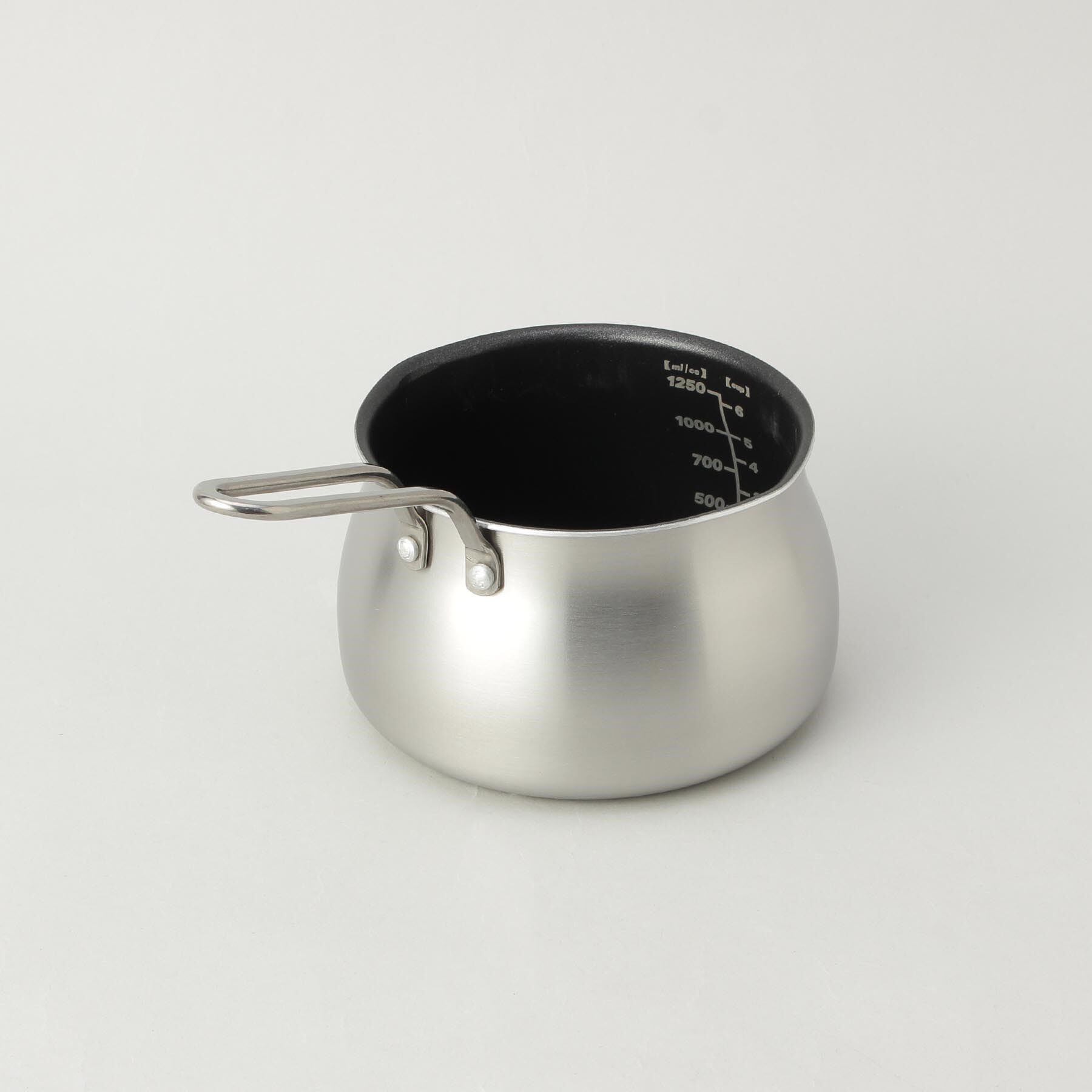 212 KITCHEN STORE「二層鋼ミルクパンメモリ付き 1.5L ＜copan コパン＞」|食器・キッチングッズ|