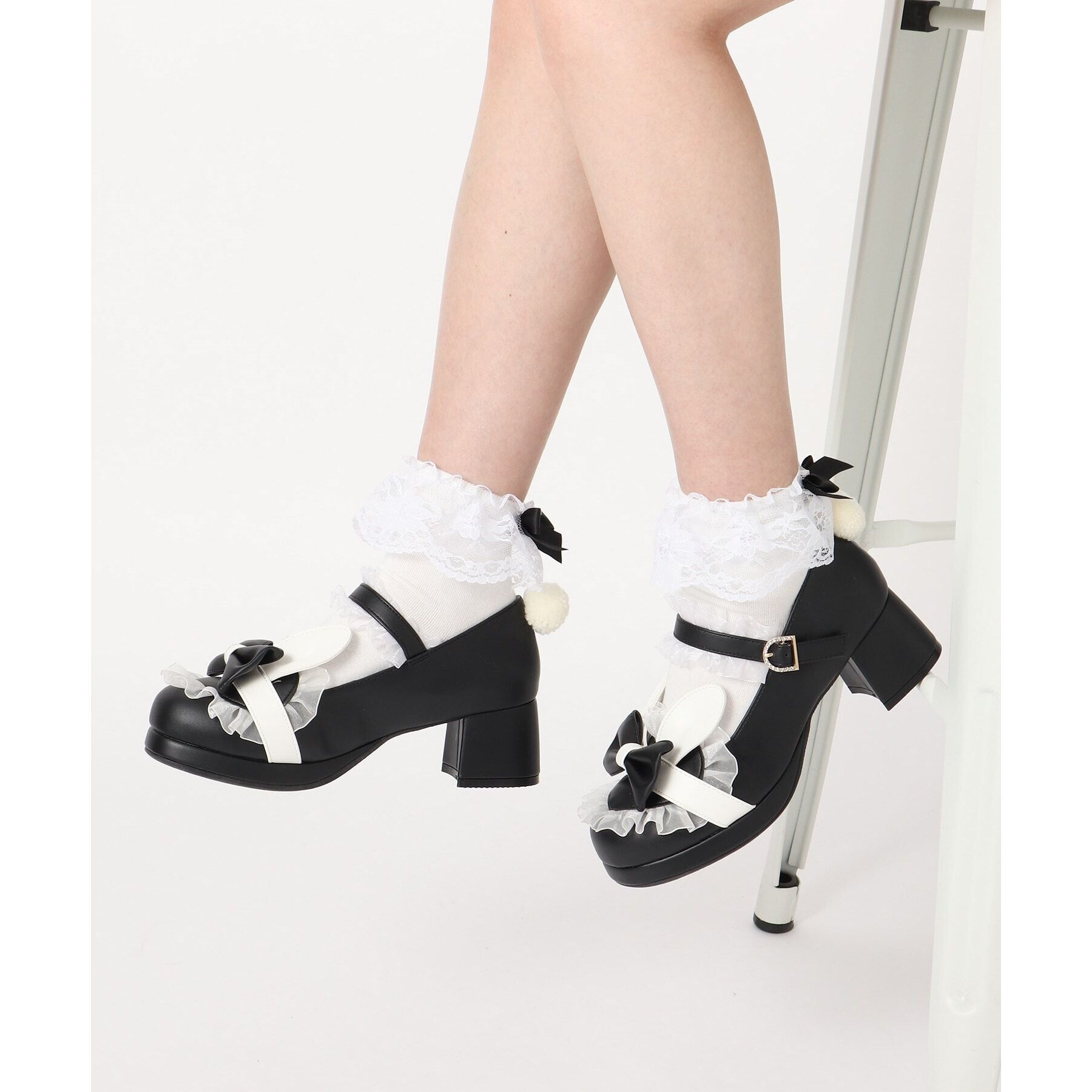 Doll Kiss「レース&times;リボン付きクルーソックス　靴下」|ソックス|