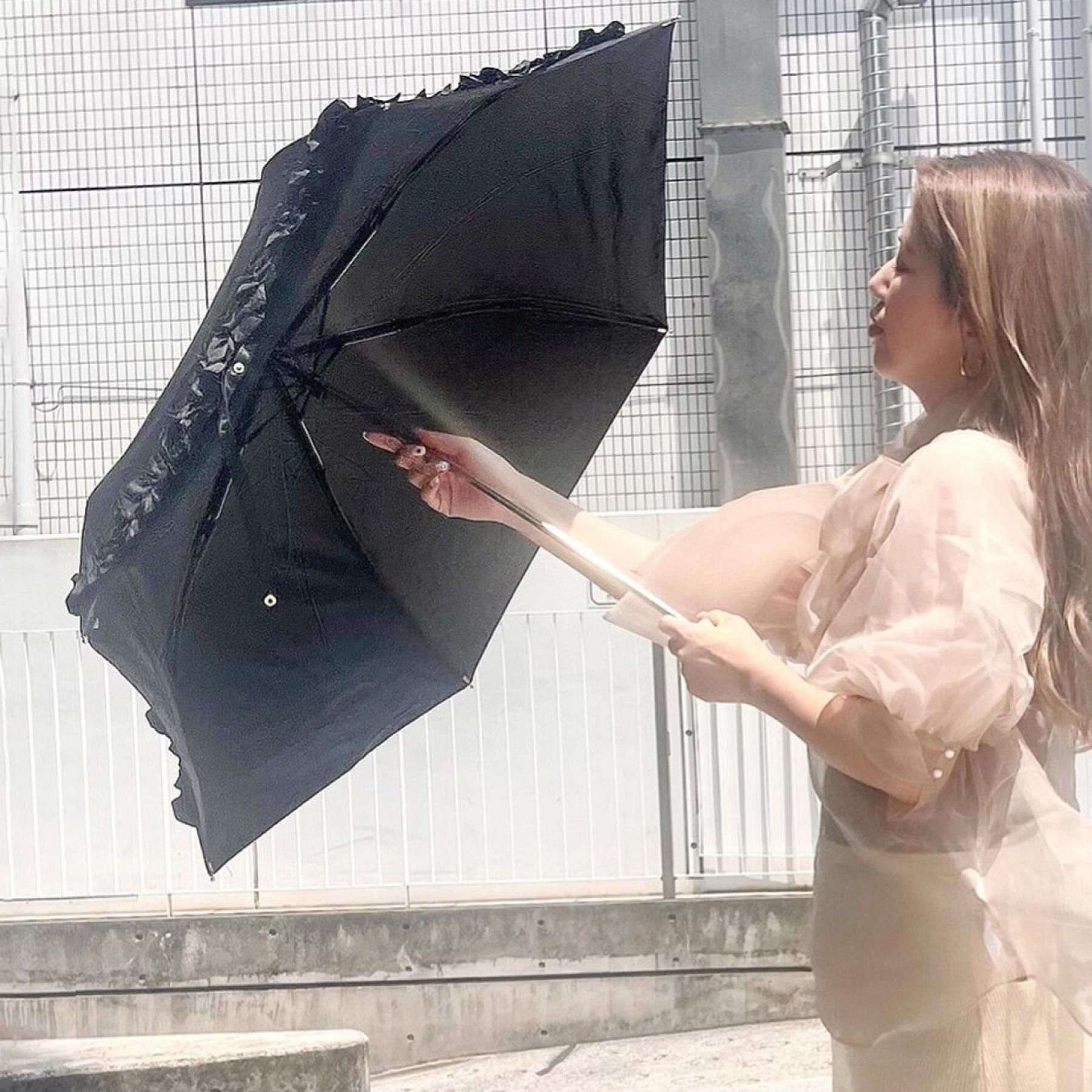 Ober Tashe「pink trick/ピンクトリック　遮光率100％！ギャザーフリル折りたたみ日傘（晴雨兼用）」|傘|