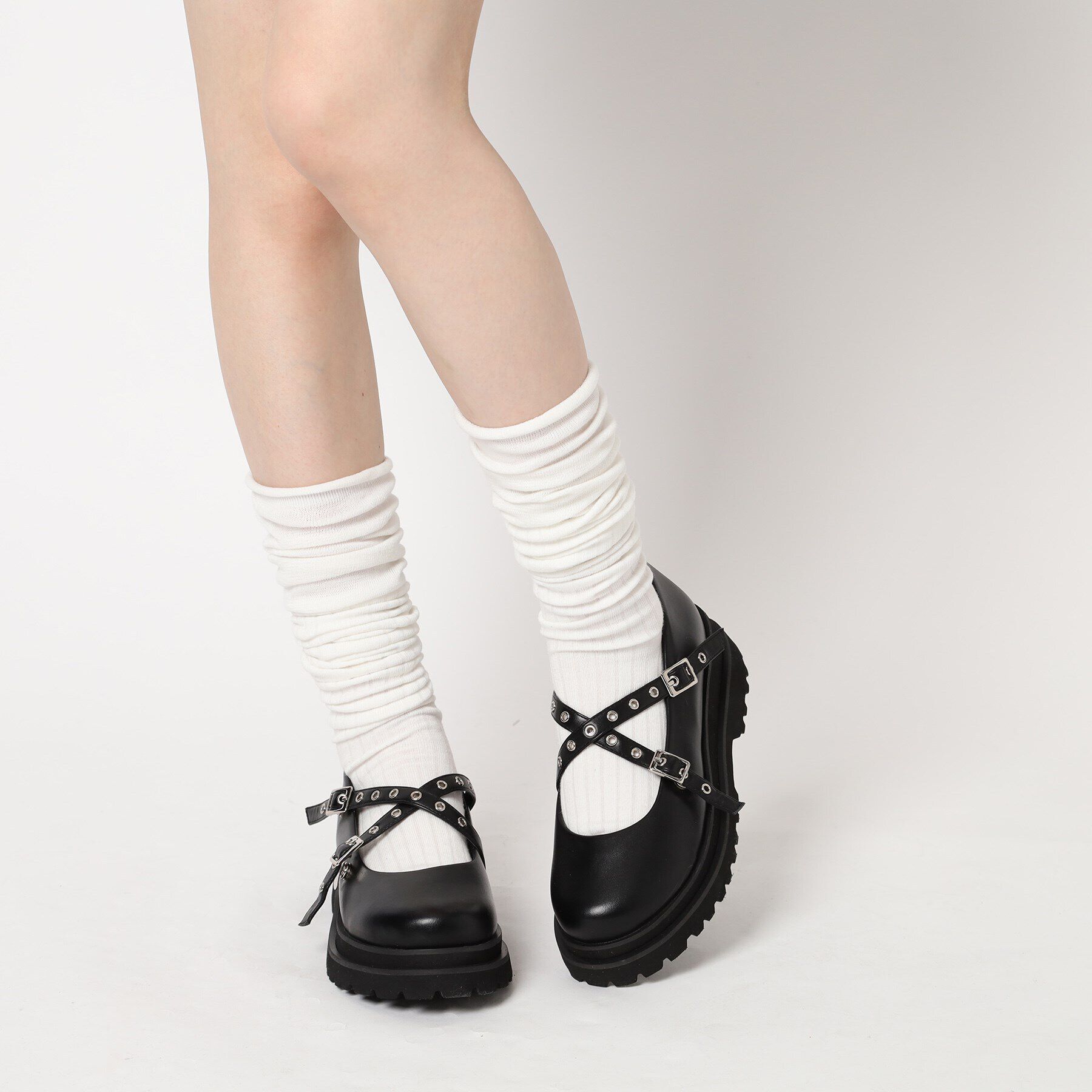 ESPERANZA「グロメットクロスストラップスニーカー」|スニーカー|