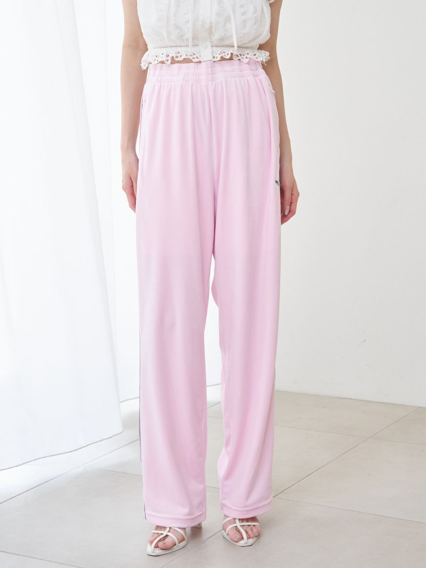 SNIDEL「【adidas Originals】FB TP VELOUR/ファイヤーバードトラックパンツベロア」|チノ|