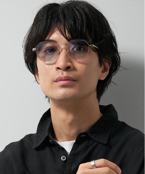  「ボストン型 調光サングラス｜紫外線対策｜レンズの色が変わるサングラス｜Zoff | UNITED ARROWS Wellness」|サングラス|