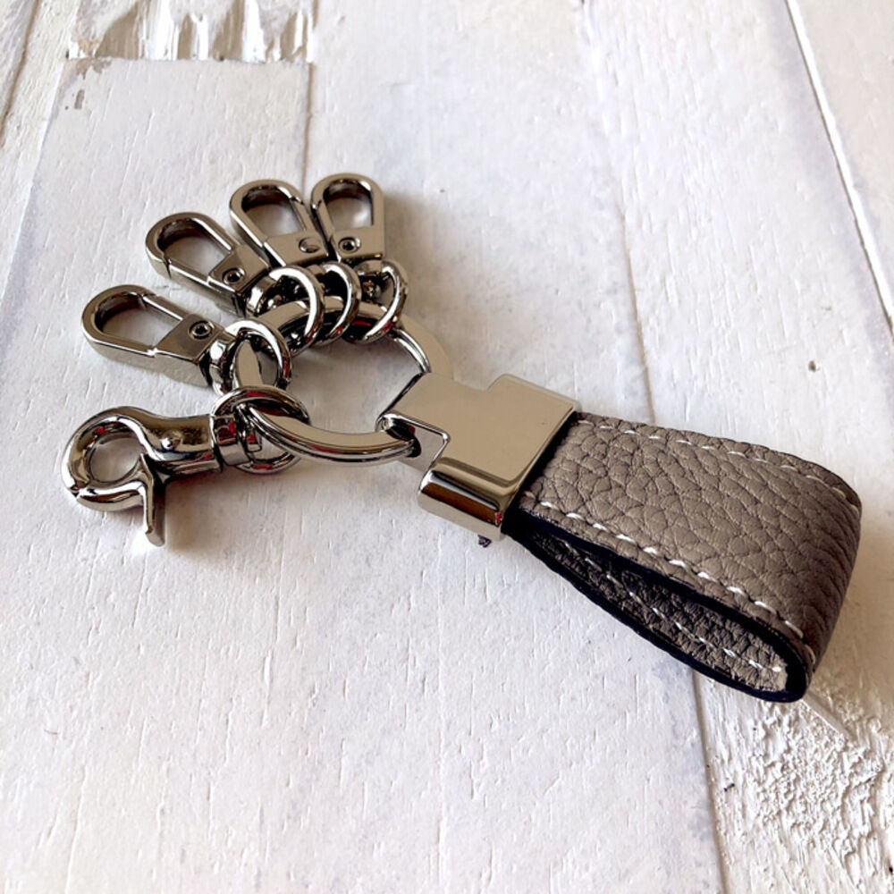 BACKYARD FAMILY「キーホルダー 本革 通販 キーリング キーチャーム レディース メンズ レザー 革 ペア おしゃれ」|チャーム・キーホルダー|グレー2