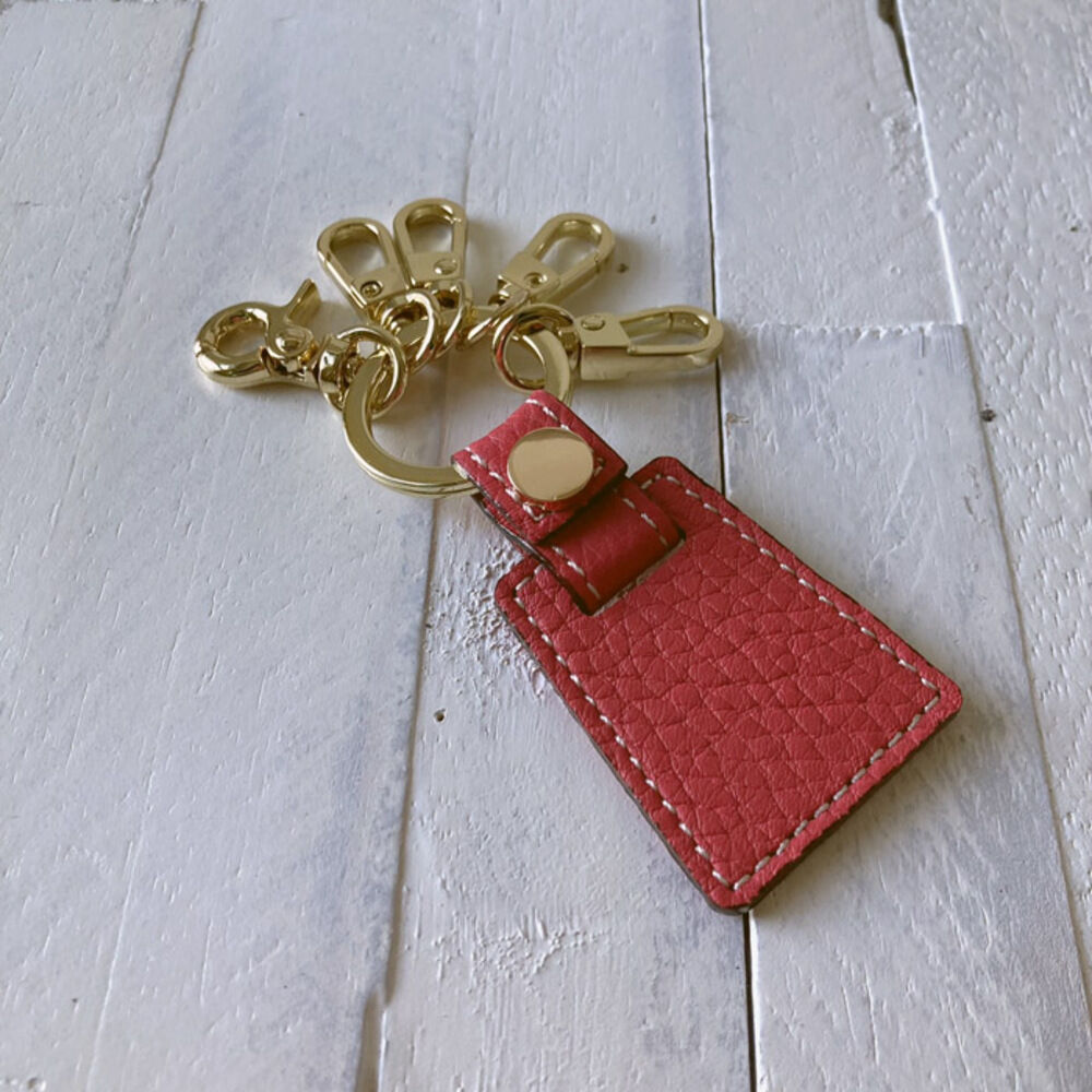 BACKYARD FAMILY「キーホルダー 本革 通販 キーリング キーチャーム レディース メンズ レザー 革 ペア おしゃれ」|チャーム・キーホルダー|ピンク1