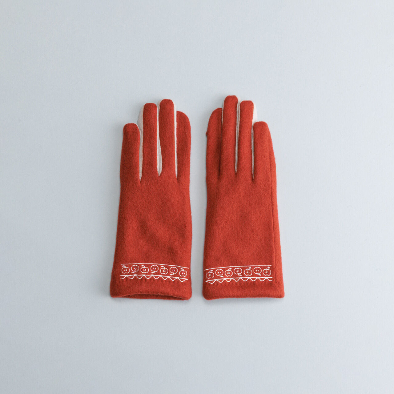 BACKYARD FAMILY「クロダ 手袋 レディース 通販 グローブ 手ぶくろ 暖かい かわいい 可愛い リンゴ 刺繍 通勤」|手袋|