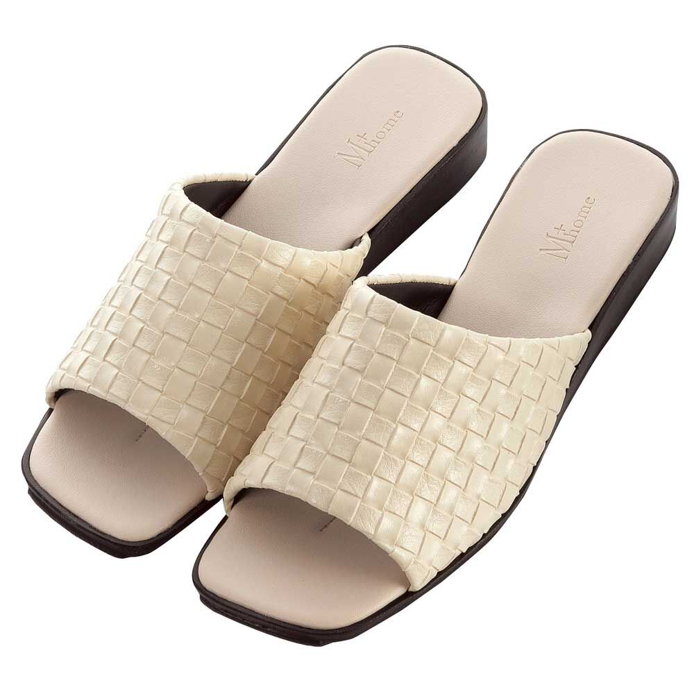 BACKYARD FAMILY「M+home サンダル スリッパ 通販 外履き つっかけ 前あきスリッパ 抗菌 型押しレザー」|サンダル|ベージュ1