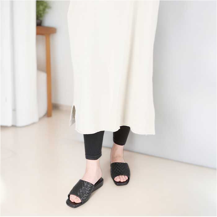 BACKYARD FAMILY「M+home サンダル スリッパ 通販 外履き つっかけ 前あきスリッパ 抗菌 型押しレザー」|サンダル|