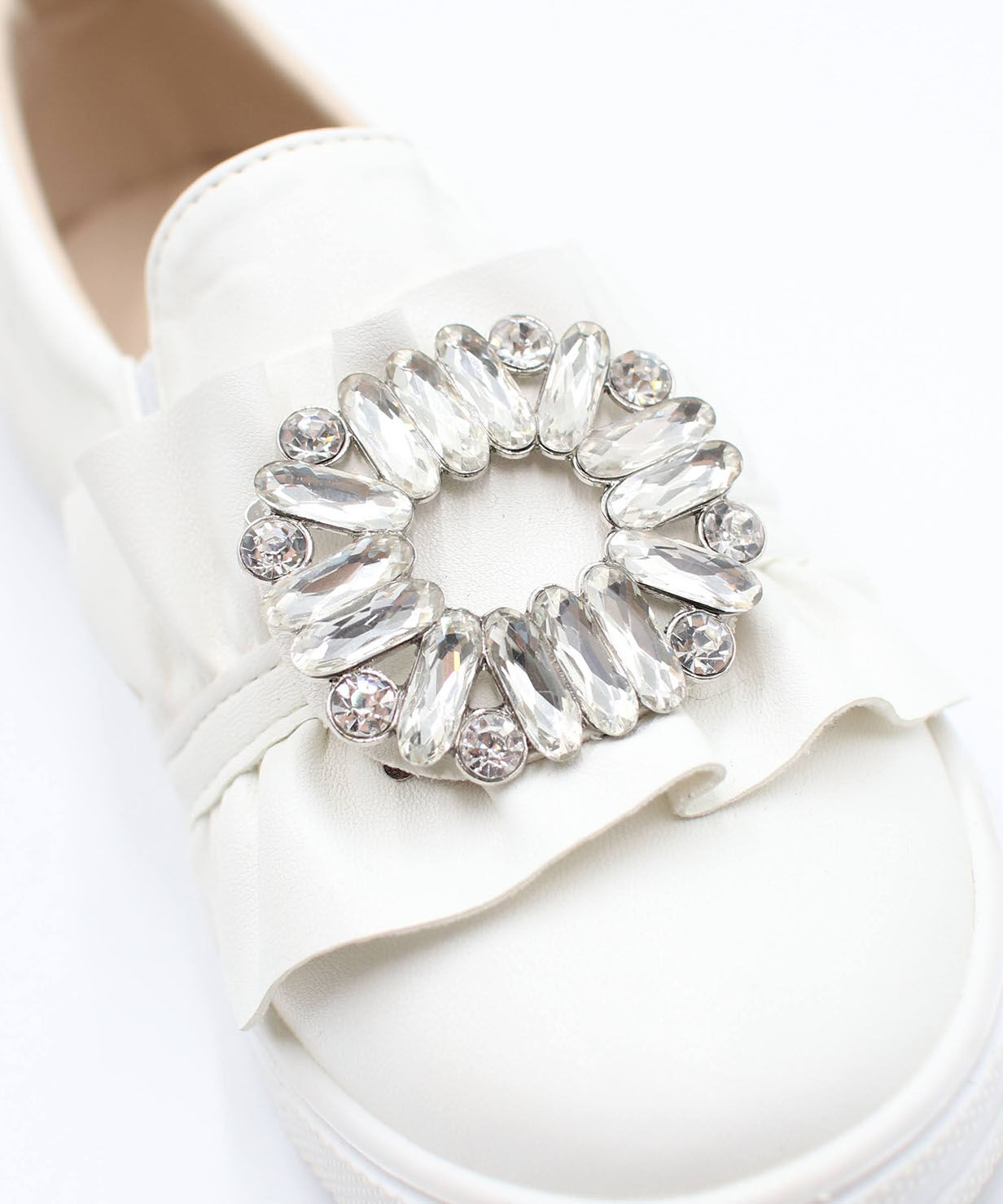 BACKYARD FAMILY「キッズ スリッポン 女の子 通販 紐なしスニーカー 57062202 白 ホワイト ビジュー」|スリッポン|