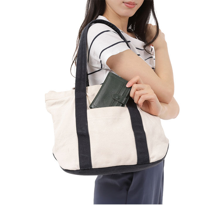 BACKYARD FAMILY「Melody メロディー 二つ折り財布 本革 コンパクト 11127 通販 2つ折り財布 折り財布」|財布|