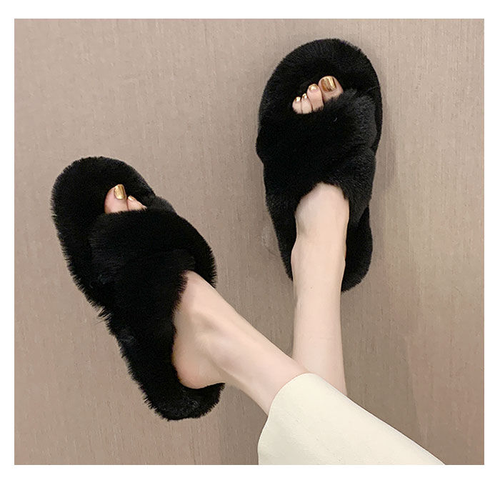 BACKYARD FAMILY「スリッパ おしゃれ 冬用 通販 ルームシューズ 冬 フェイク ファー レディース もこもこ」|ルームシューズ|