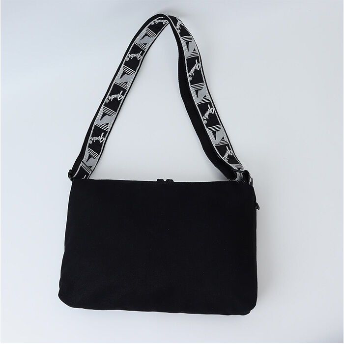 BACKYARD FAMILY「fender フェンダー バッグ 950-6004 通販 ショルダーバッグ ボディバッグ」|ショルダー・メッセンジャー|