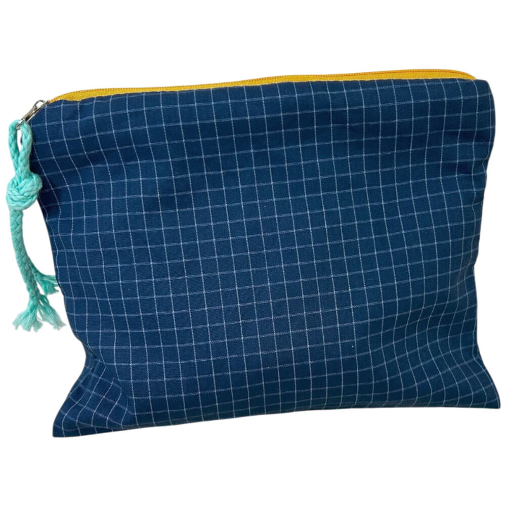 BACKYARD FAMILY「チェック柄 ポーチ 通販 化粧ポーチ 小物入れ コスメポーチ メイクポーチ コスメ収納」|ポーチ|ブルー2