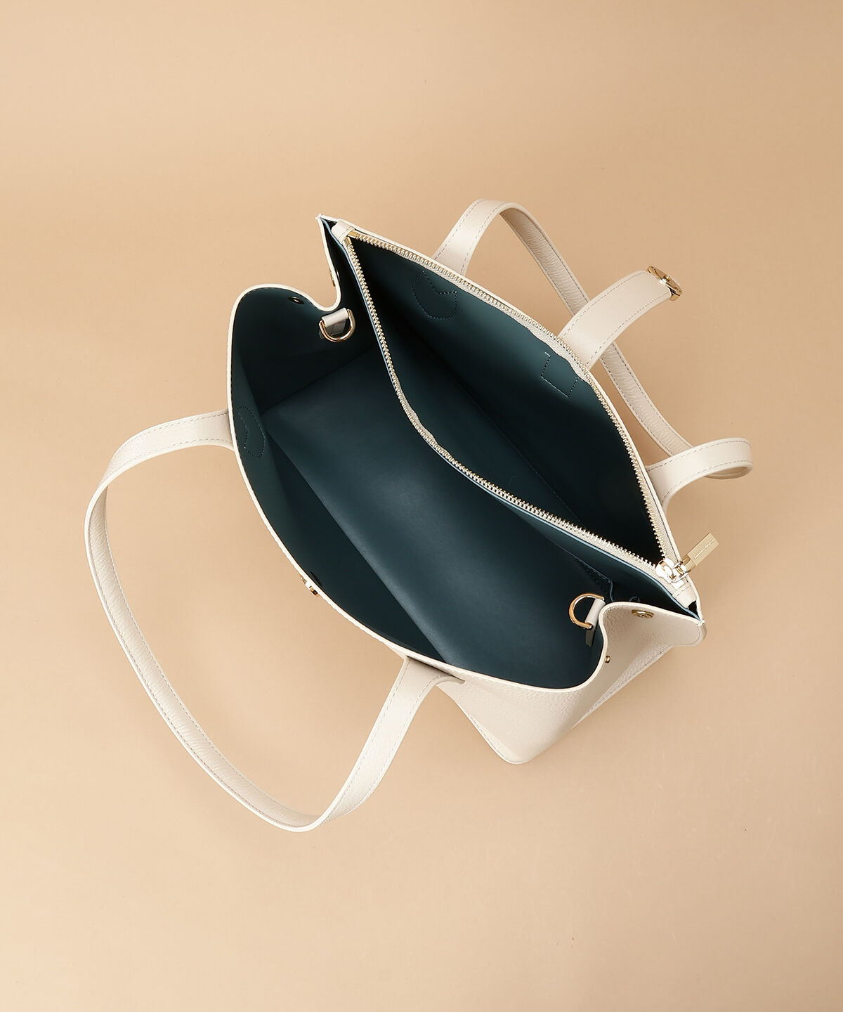 Samantha Thavasa「サークルモチーフスクエアレザートートバッグ 大サイズ」|トートバッグ|