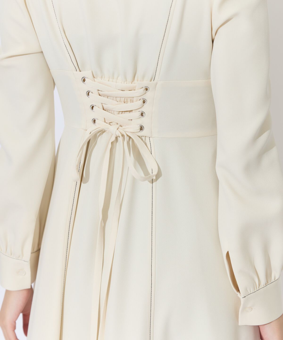 アンドクチュール「デコルテあき配色ステッチワンピース」|ワンピース|