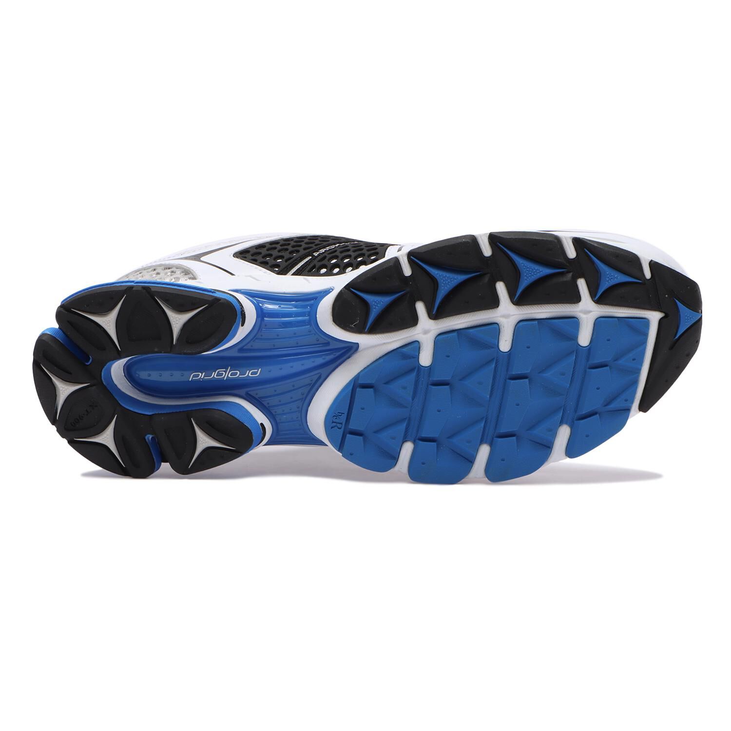 saucony「【SAUCONY】PROGRID TRIUMPH 4」|スニーカー|