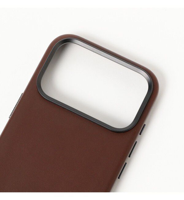 BEAMS「NOMAD / Traditional Leather Case iPhone17 Pro ケース」|モバイルケース|