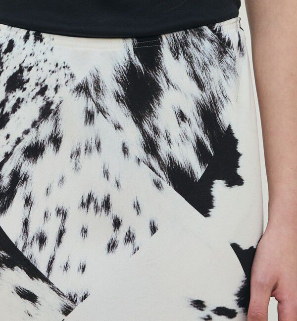 DES PRES「カウハイドプリント エラスティックストレートスカート」|タイト|