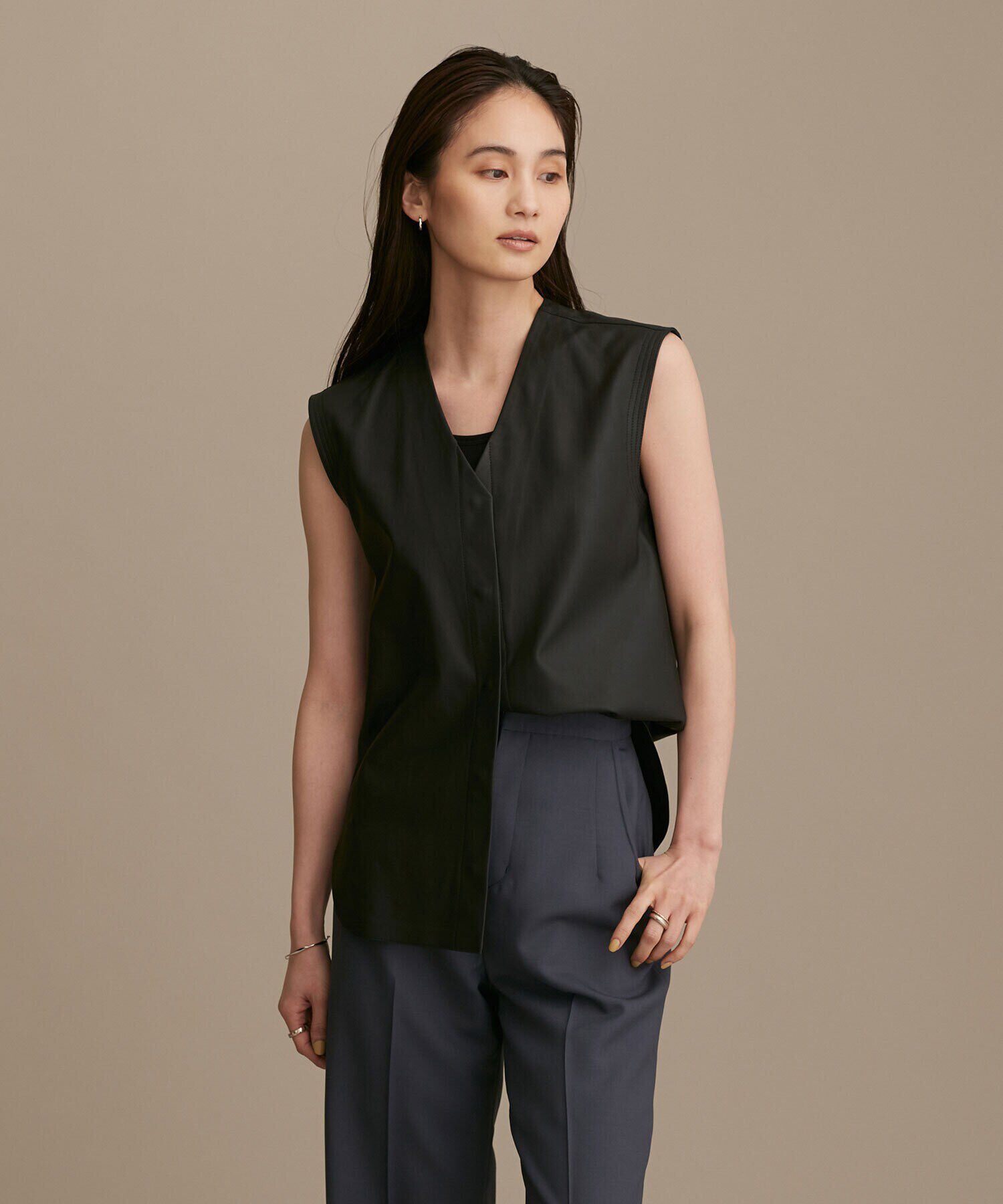 nano･universe「LB.01/Vネックレザージレ」|ライダースジャケット|ブラック