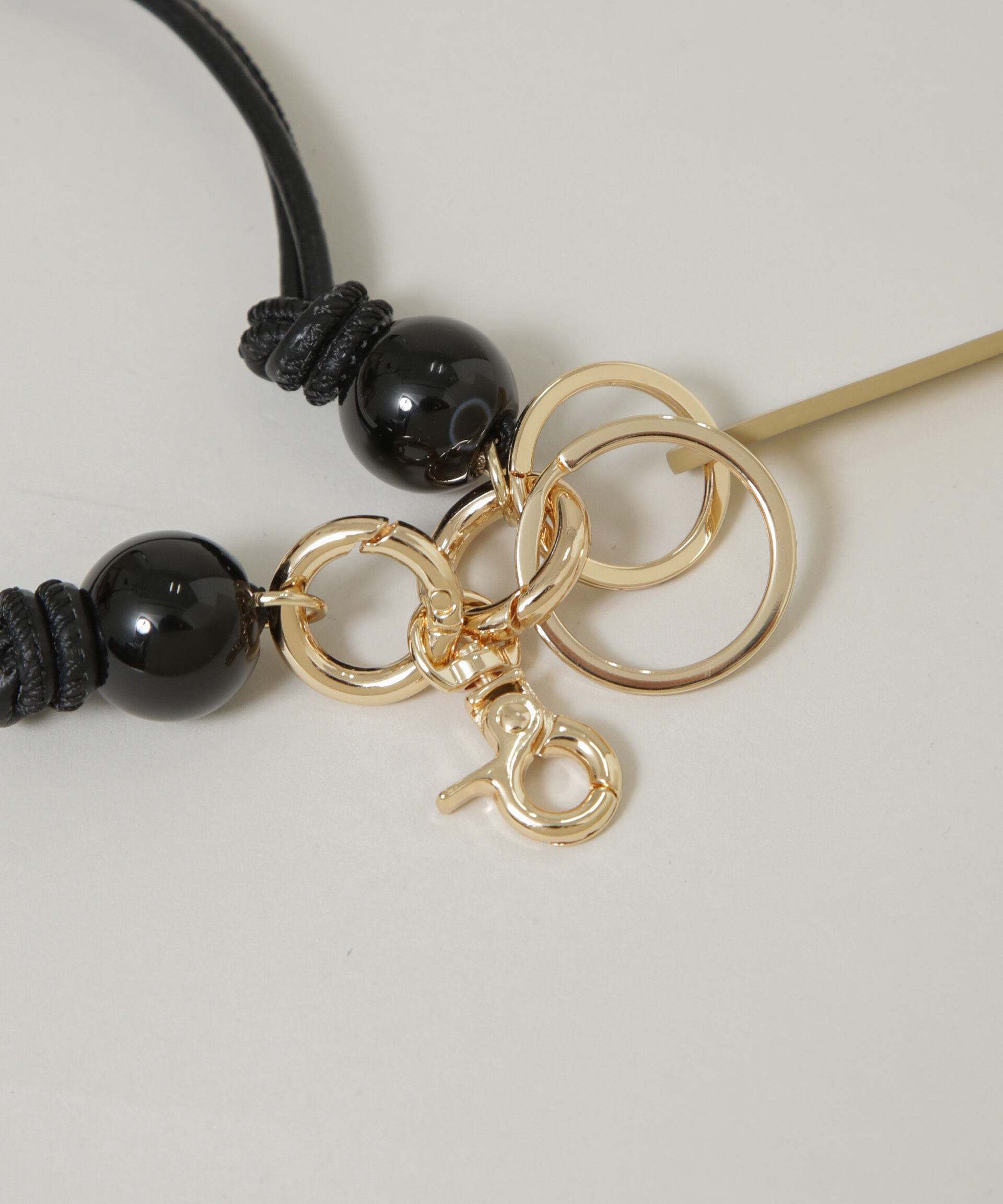 nano･universe「HASHIBAMI/大玉天然石 &times;レザー スマホハンドストラップ」|その他|