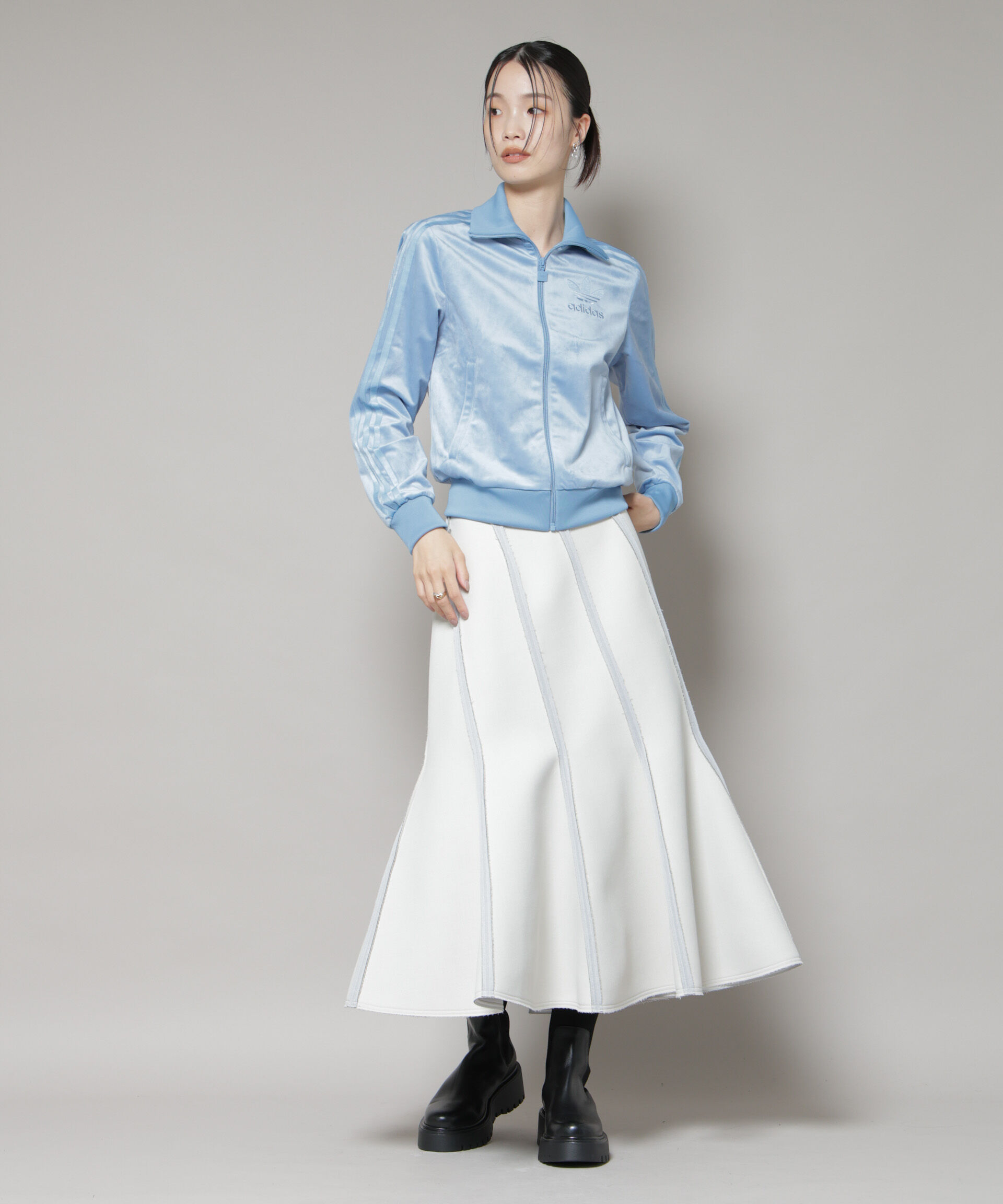 nano･universe「adidas/VELVET TRACK JAKET ASH BLUE」|テーラードジャケット|
