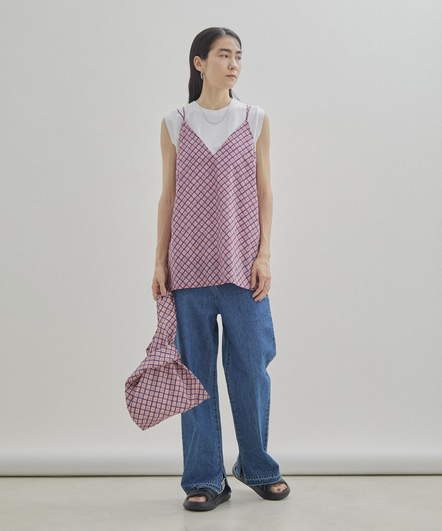 SALON adam et rope'「【LIBERTY】【セットアップ対応・洗える】リバティプリントバックスリットキャミソール」|キャミソール|