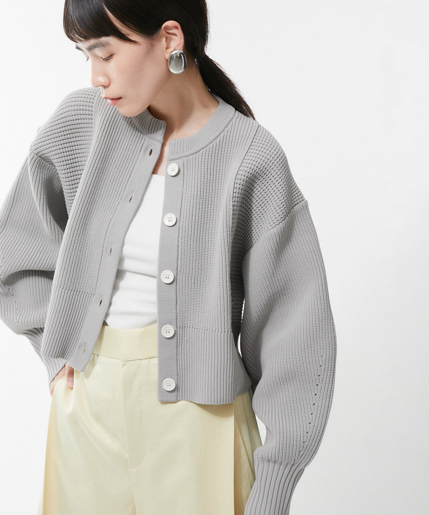 ADAM ET ROPE'「【サステナブル・WEB限定】ペプラムコンビニットカーディガン」|カーディガン|