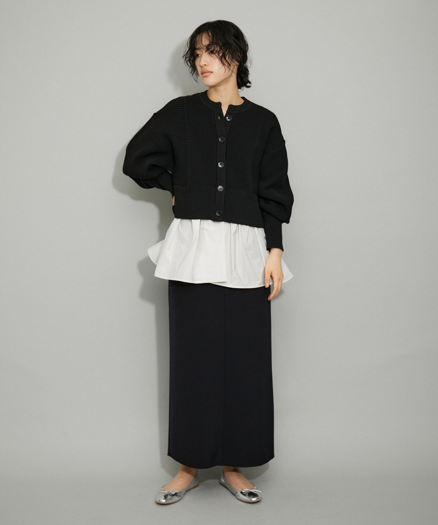 ADAM ET ROPE'「【サステナブル・WEB限定】ペプラムコンビニットカーディガン」|カーディガン|
