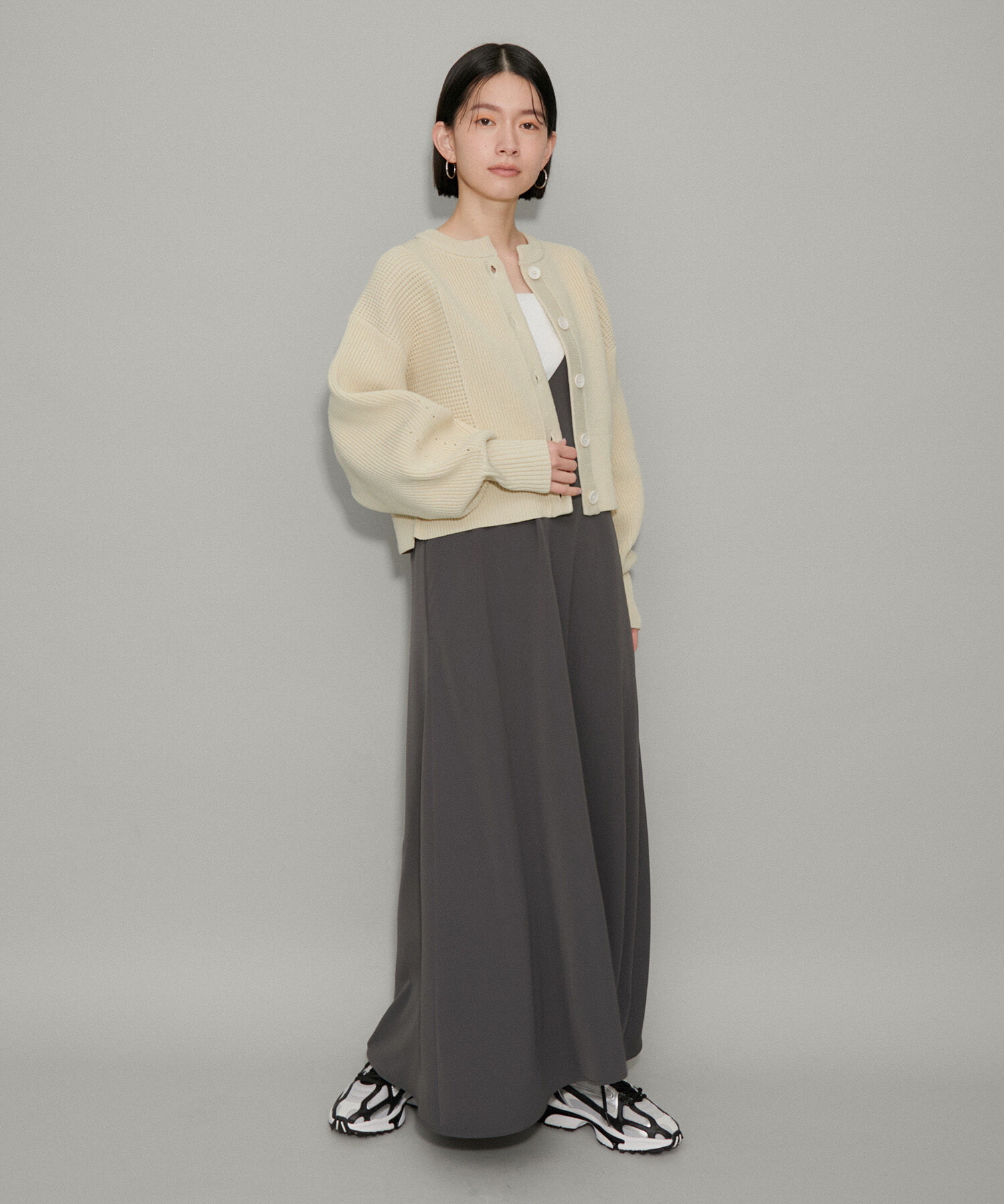 ADAM ET ROPE'「【サステナブル・WEB限定】ペプラムコンビニットカーディガン」|カーディガン|