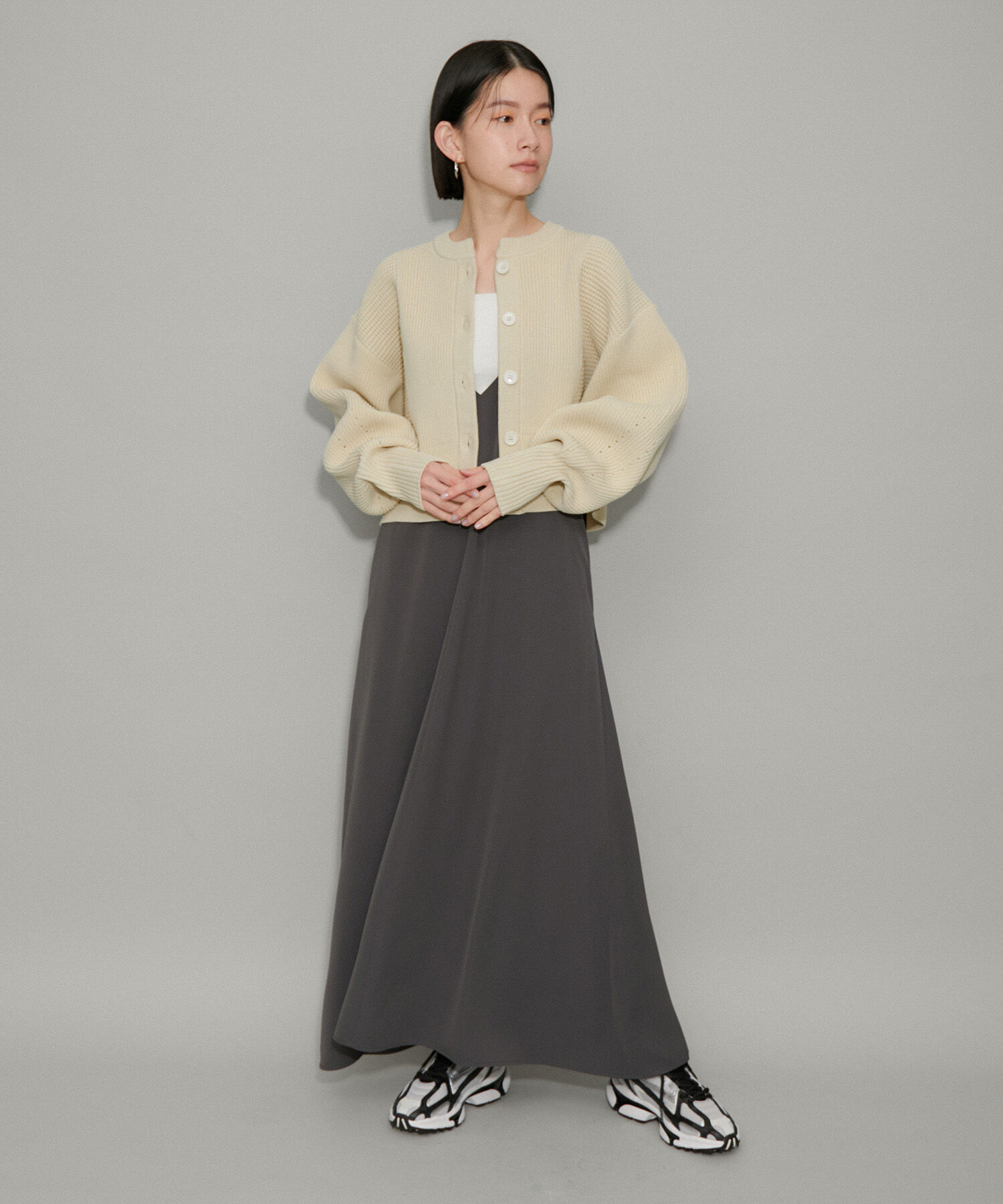 ADAM ET ROPE'「【サステナブル・WEB限定】ペプラムコンビニットカーディガン」|カーディガン|