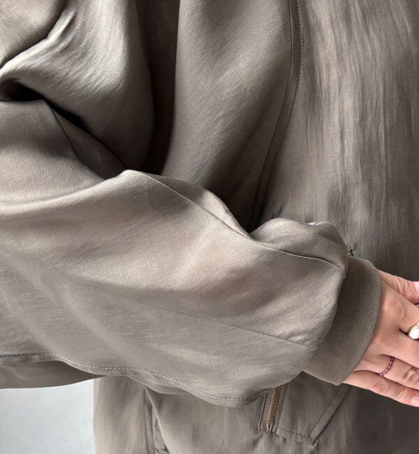  「【WEB限定】バックギャザーフリルブルゾン」|ブルゾン・スタジャン|