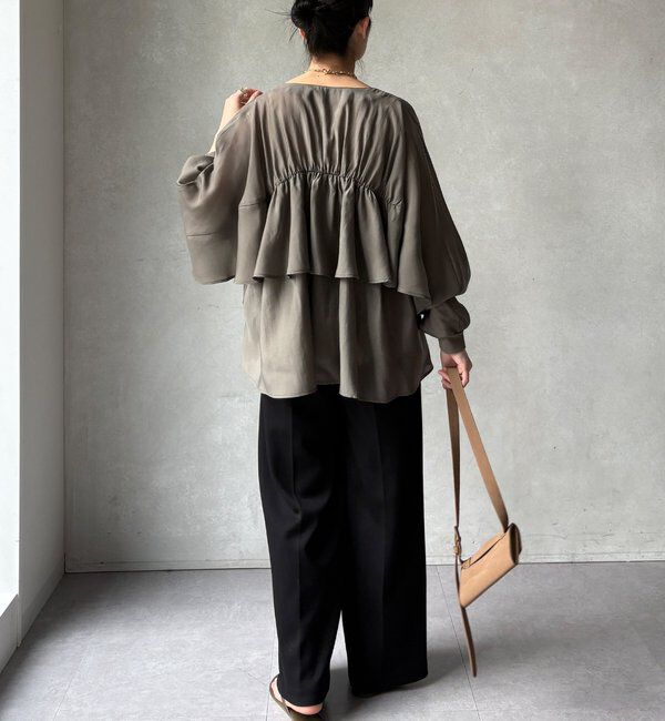  「【WEB限定】バックギャザーフリルブルゾン」|ブルゾン・スタジャン|