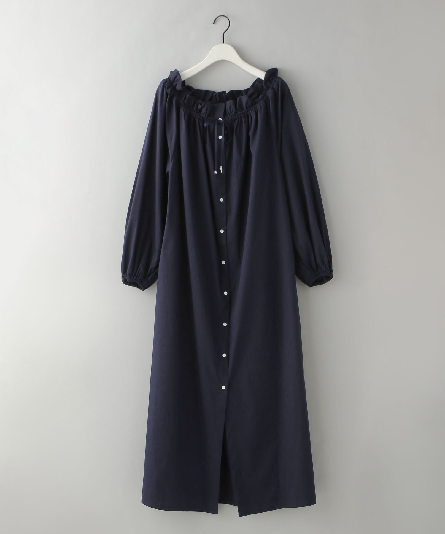 A part by 「オフショルフリルドレス」|ワンピース|ネイビー