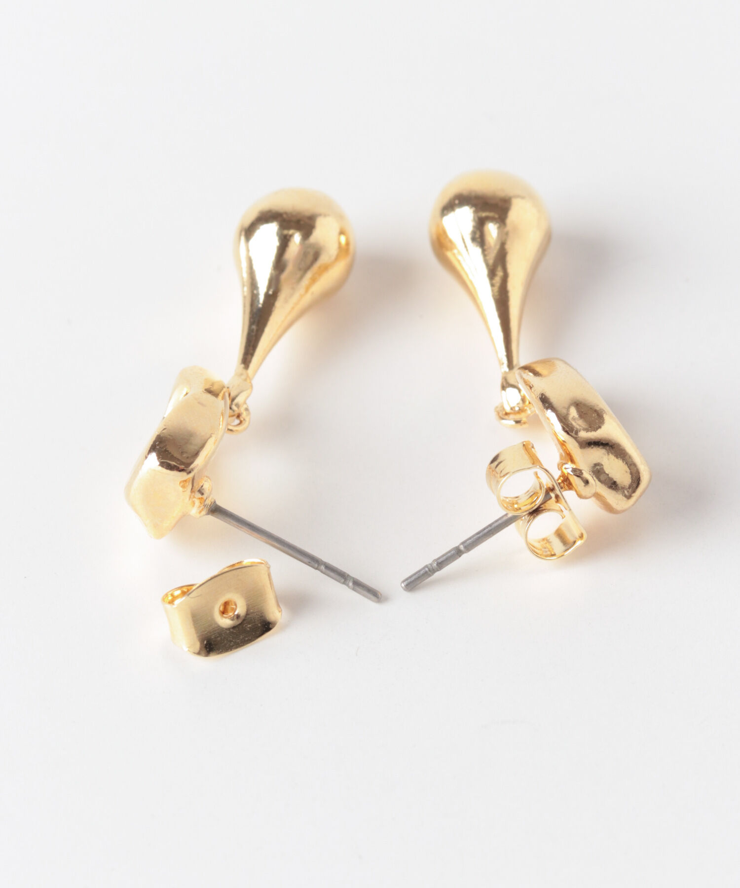 SMELLY「ニュアンスメタルサークルドロップピアス」|ピアス|