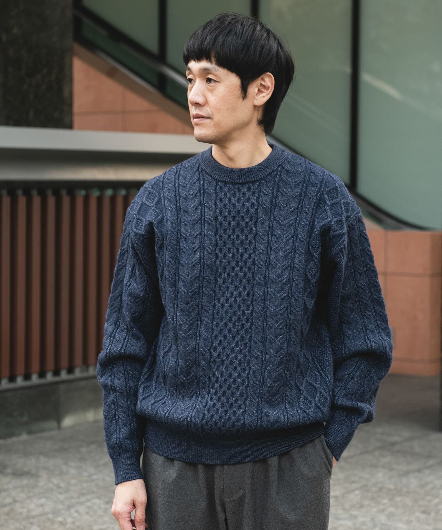 URBAN RESEARCH DOORS「アランニットクルーネックプルオーバー」|ニット・セーター|