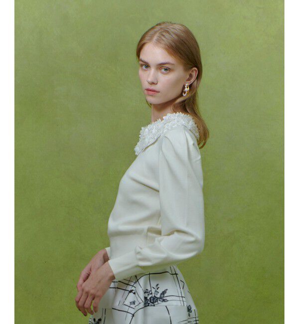 LOULOU WILLOUGHBY「【LOULOU WILLOUGHBY】フラワー衿付プルオーバー」|ニット・セーター|