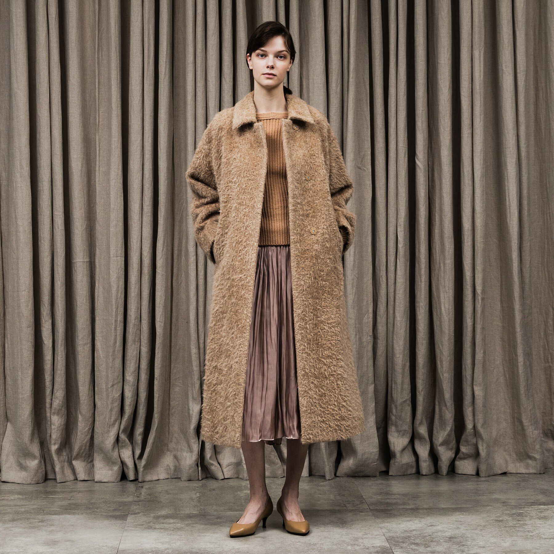 UNTITLED「スーリーアルパカコート」|ステンカラーコート|