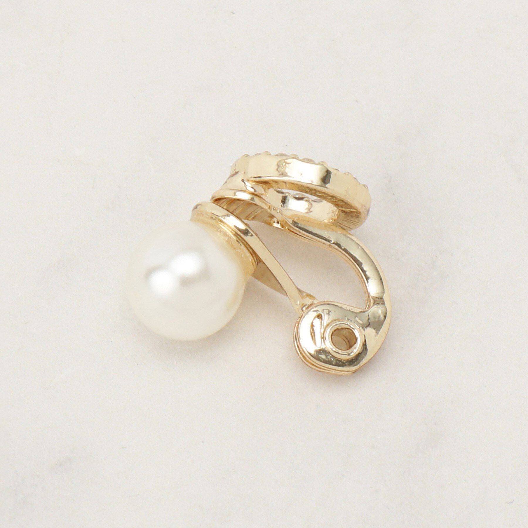 grove「リバーシブルパール調ビジューイヤリング」|イヤリング|