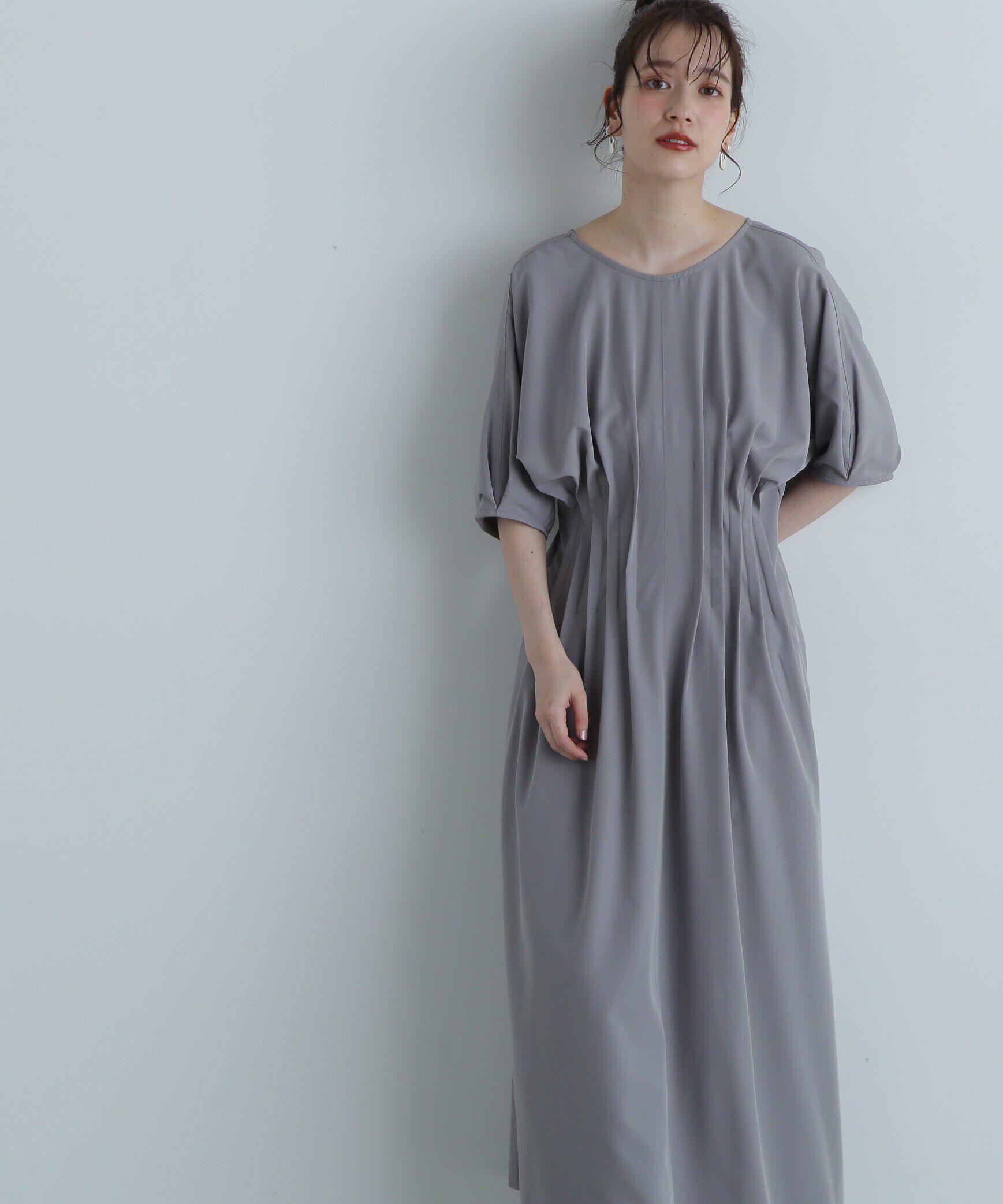  「ウエストタックワンピース《S Size Line》」|ワンピース|グレー