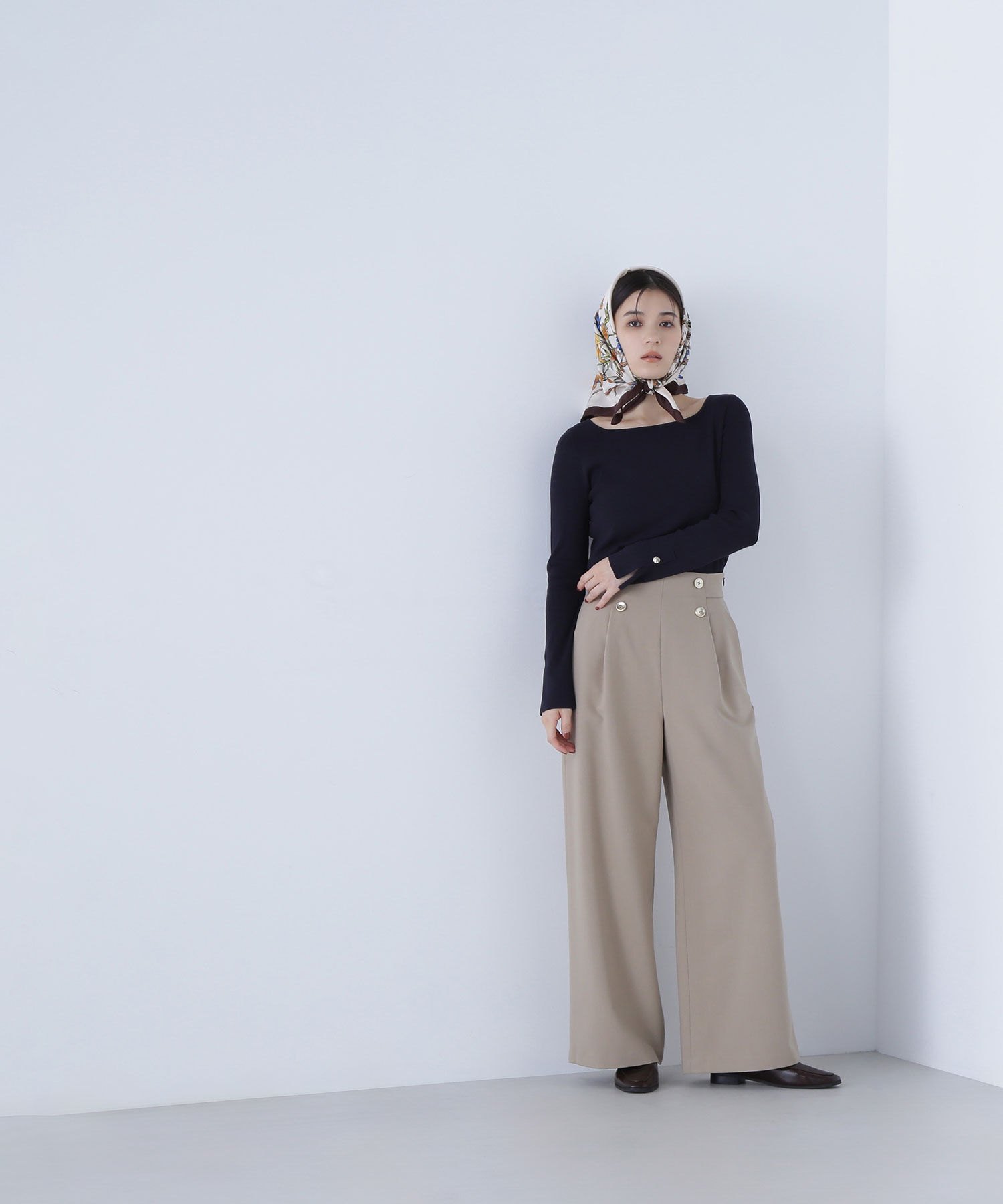  「総針ベーシックシリーズ スクエアネックニット」|ニット・セーター|