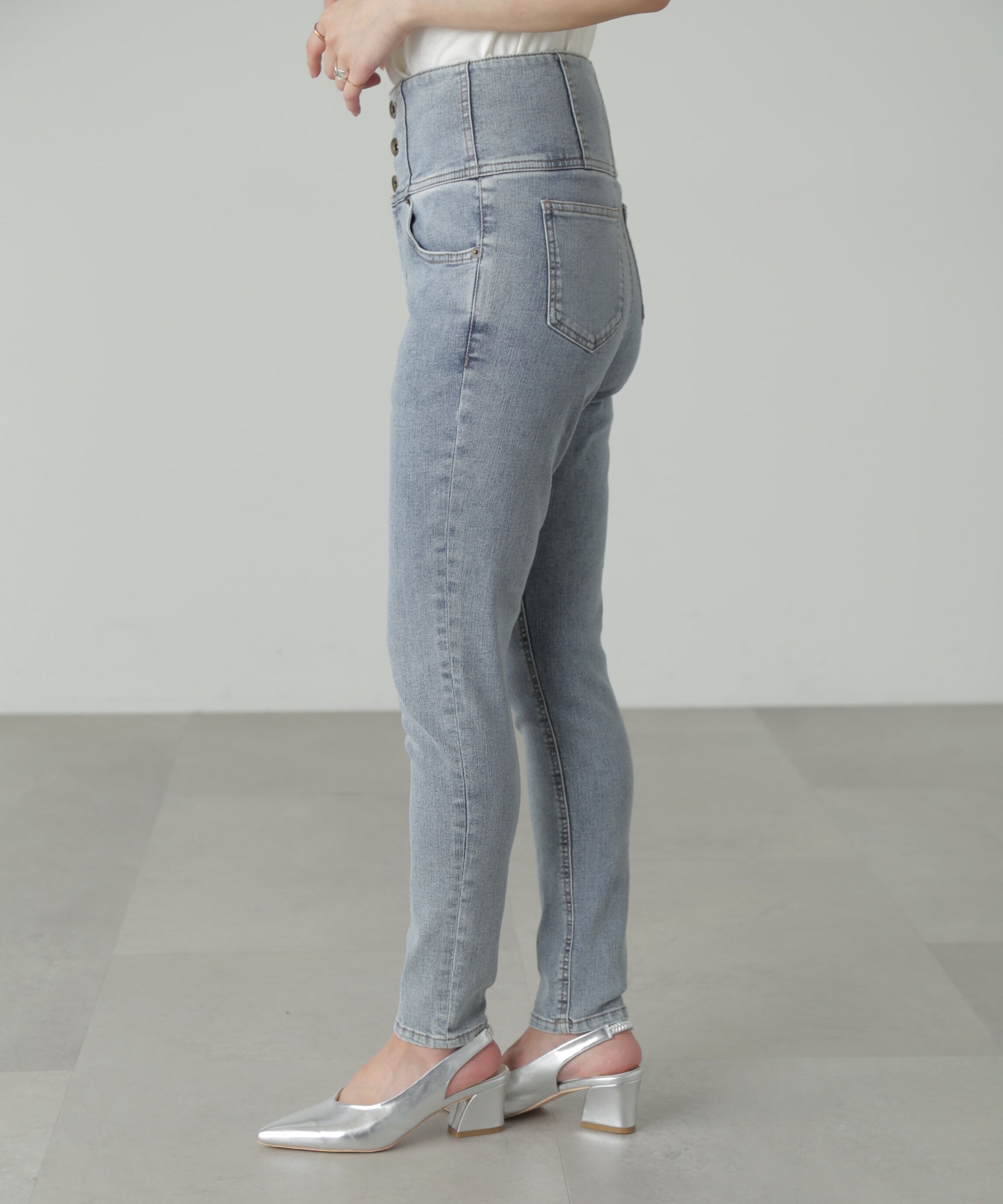  「ハイウエストボタンフライスキニーデニムパンツ」|その他|