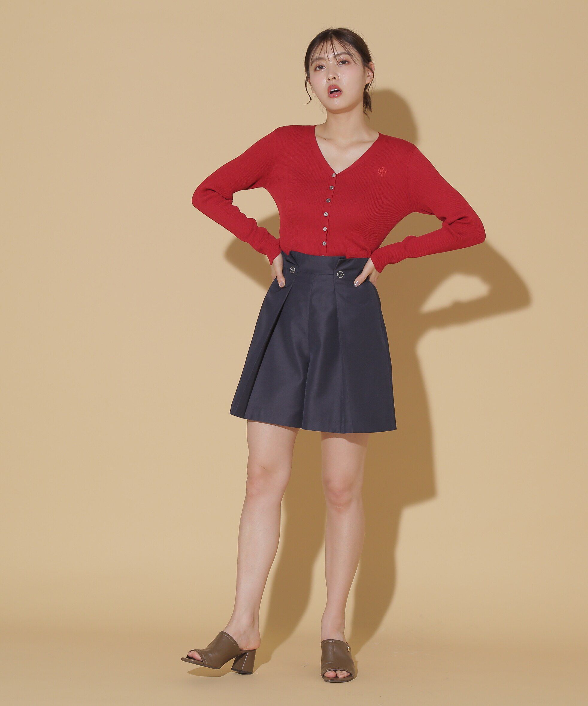  「メタル釦タックショートパンツ」|その他|