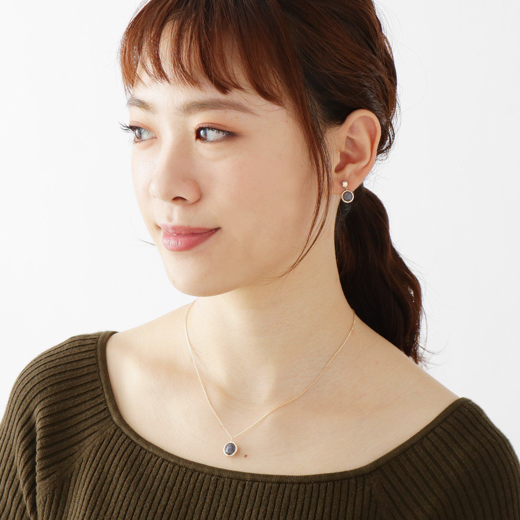 COCOSHNIK「K10カラーストーン（ラブラドライト）ダブルローズカット ネックレス」|ネックレス|